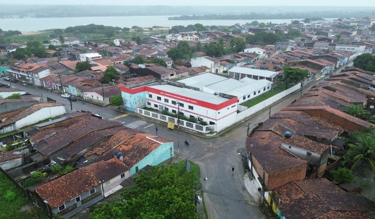 Mesmo com volume de chuvas em Penedo durante o mês de junho bem acima ao do mesmo período no ano passado, cidade suporta bem o inverno