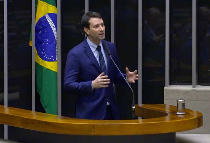 Reforma 'precisa ter a contribuição de todos os setores da sociedade', afirma deputado Daniel Barbosa