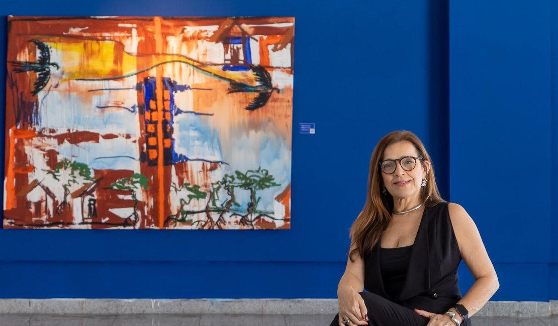 Exposição “Paisagens que Dançam, Folguedos e Tradições Alagoanas” apresenta pinturas e instalações de Simone Freitas no MUPA