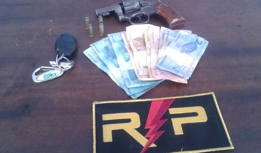 Jovens são encontrados com arma de fogo após perseguição policial em Arapiraca