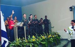 Culto em homenagem aos militares