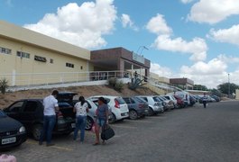Mulher fica ferida após ser atropelada enquanto fazia caminhada, no Sertão