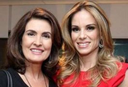 Apresentadoras estariam em ‘guerra’ por mudança em horário de programas, diz colunista