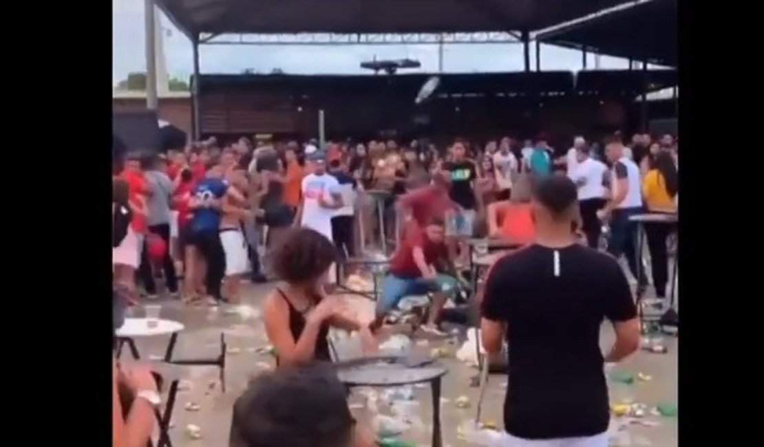Vídeo. Confusão generalizada interrompe show na Bahia e PM é acionada após tiros perto do evento