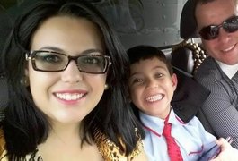 Após briga por ciúmes, homem mata mulher e filho a facadas