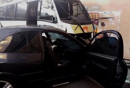 Condutor fica preso às ferragens após grave acidente no Centro de Maceió