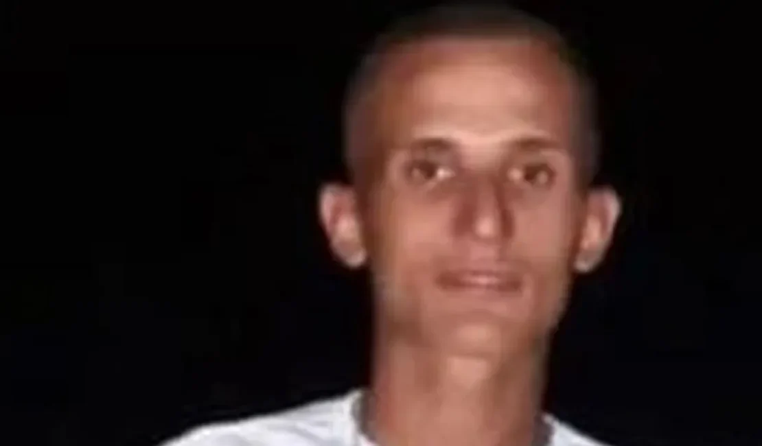 Jovem morre após colisão de motocicleta com picape na BR-101, em Joaquim Gomes