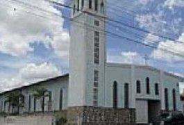 Mulher tem quase R$ 2 mil roubados em Feira Grande