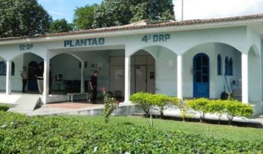Menor rouba dinheiro de posto, retorna a estabelecimento e acaba apreendido