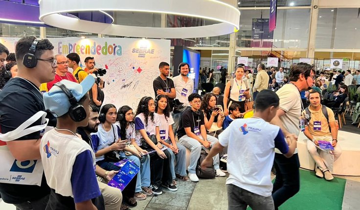Estudantes traipuenses visitam maior encontro de inovação e empreendedorismo do Nordeste