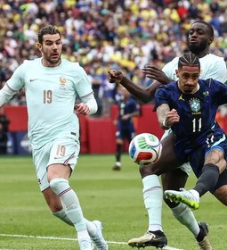 Raphinha e Wesley são cortados da seleção brasileira