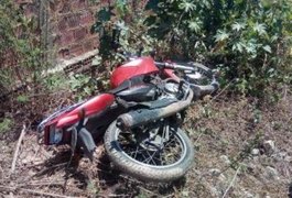 Motocicleta roubada na noite de ontem é encontrada no bairro São Luiz II, em Arapiraca