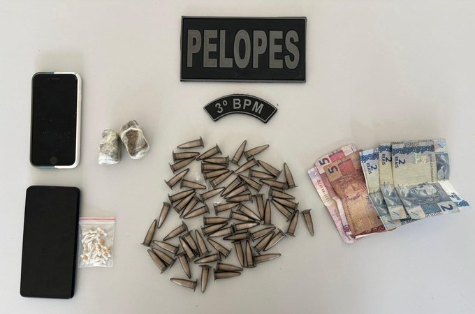 PELOPES prende dois indivíduos por tráfico de drogas e cumpre mandado de prisão em Arapiraca