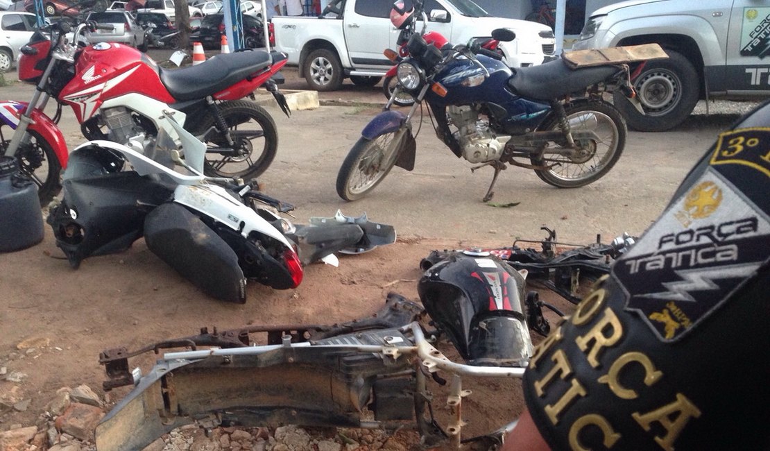 Força Tática localiza cemitério de veículos na zona rural de Arapiraca