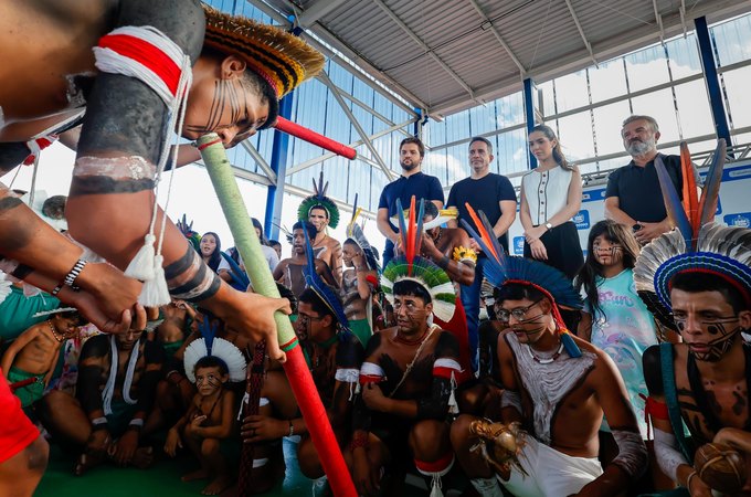 Paulo Dantas inaugura Escola Estadual Indígena Suraconã, em Traipu