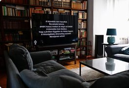 Televisão estatal da Hungria suspende transmissão, afirma que mentiu por anos e pede desculpas
