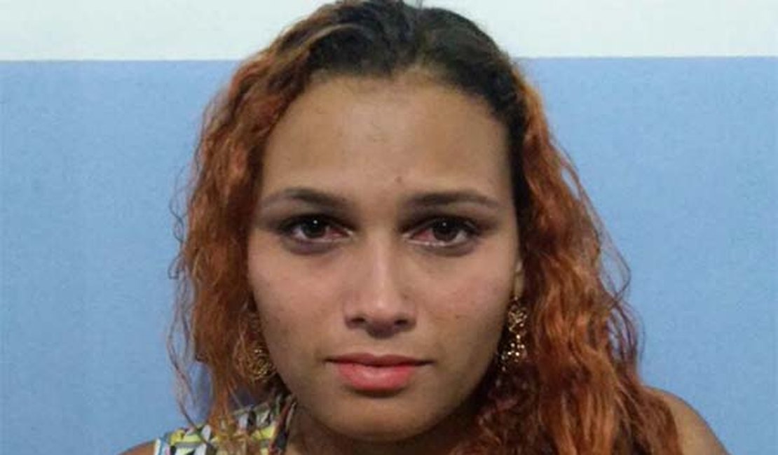 Mulher é presa na rodoviária de Maceió com 2 quilos de maconha
