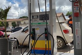 Trio encapuzado e armado assalta Posto de Combustível em Girau do Ponciano
