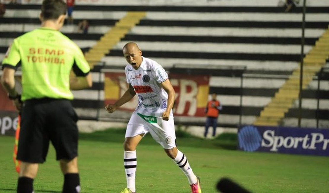 Reinaldo Alagoano celebra artilharia do ASA com seis gols na Série C
