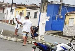 Homem com transtornos mentais é amarrado em poste no interior alagoano