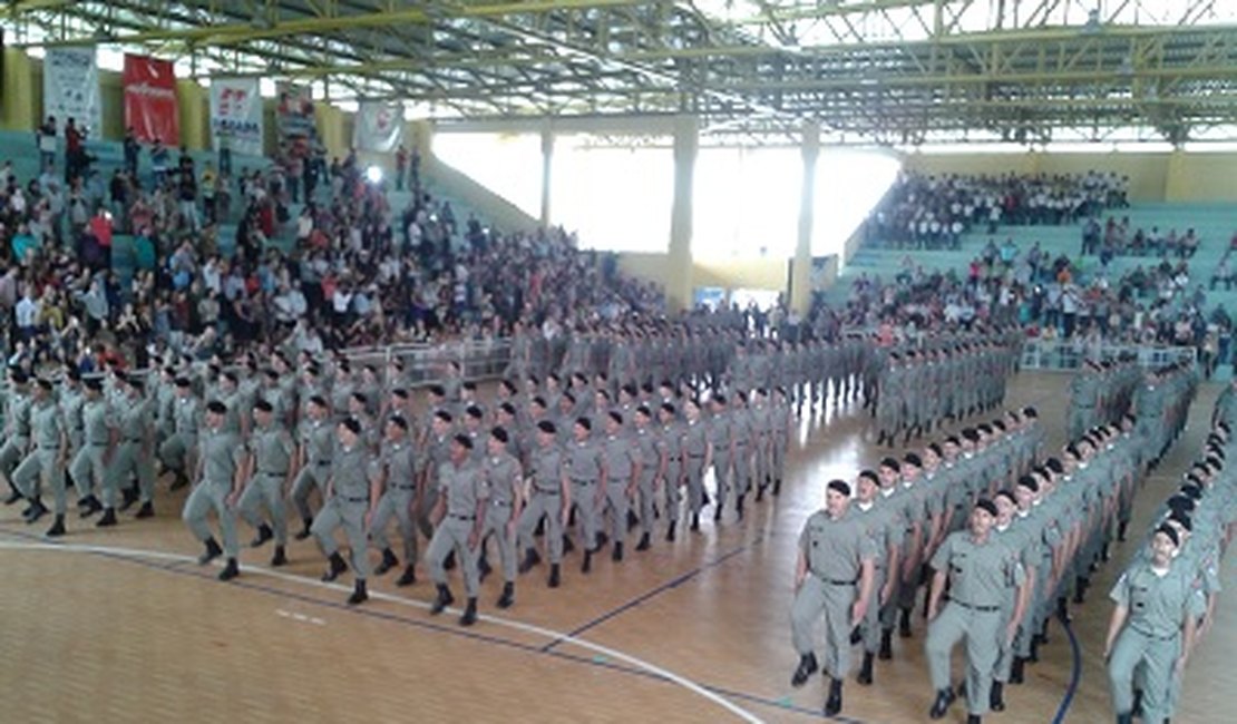 Formatura dos novos soldados é marcada pela emoção em Arapiraca