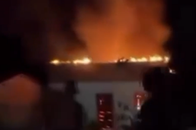 Residência é destruída por incêndio no Agreste de Alagoas