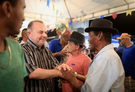 Popularidade em alta: Bastinho Anacleto recebe o apoio do povo de Taquarana durante eventos juninos