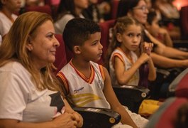 Estudantes de escolas públicas de Penedo assistem filmes no Circuito Penedo de Cinema