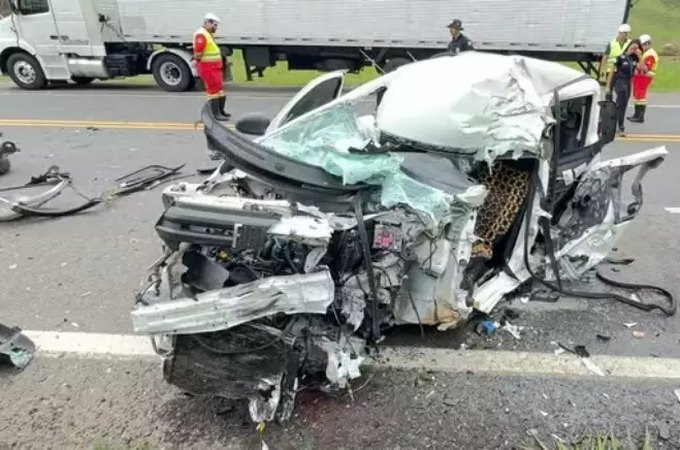 Mulher morre em acidente durante trajeto para ver neto pela 1ª vez após nascimento