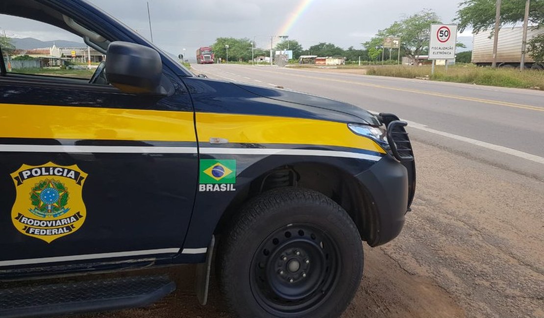 Quatro homens foram presos pela PRF no final de semana em Alagoas