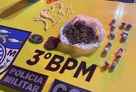 Homem é preso e adolescente que traficava drogas é apreendido em Teotônio Vilela