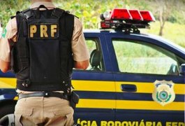 PRF flagra dois condutores embriagados durante o fim de semana