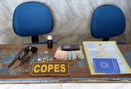 Polícia apreende arma de fogo e drogas no Sertão alagoano