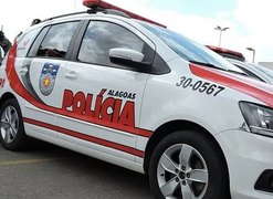 Suspeita de homicídio em Campo Alegre é localizada em Feira Grande pela Polícia Militar