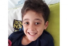 Menino de 11 anos com leucemia precisa de sangue O Positivo, em Maceió