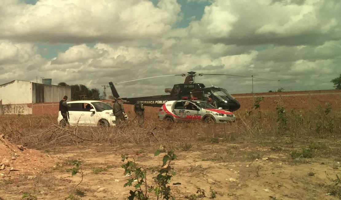 Operação policial recupera carro roubado em Arapiraca