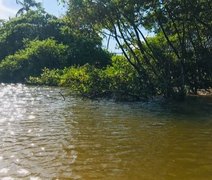 Pesquisa confirma contaminação por esgoto no Riacho da Garça, em Maceió