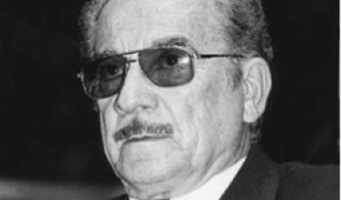 Aos 90 anos, morre ex-deputado estadual alagoano Alcides Muniz Falcão