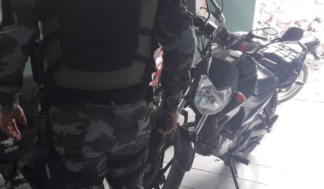 Operação da Polícia Militar recupera veículos roubados no Agreste