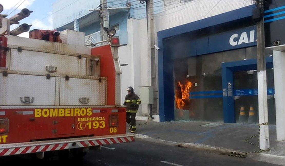 Criminosos tentam explodir agência da Caixa em Girau do Ponciano