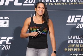 Amanda Nunes explica saída do UFC 213: 'Tenho sinusite crônica'