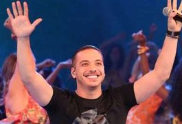 Preferência nacional, Wesley Safadão rebate críticas no “Domingão”