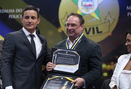 Prefeito Luciano recebe medalha e destaca exemplo do policial Anderson Lima 