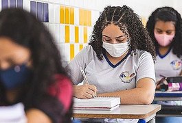 Governo de AL divulga nova lista com mais de 11 mil beneficiados do Cartão Escola 10