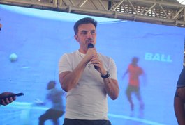 Com a presença do ex-jogador Falcão, Luciano Barbosa inaugura novo Ginásio João Paulo II em Arapiraca; assista