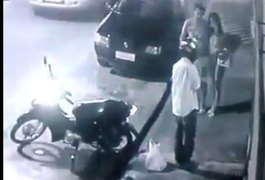 Vídeo mostra assalto à mão armada em rua movimentada de Arapiraca