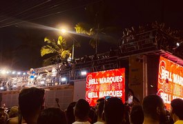 Samba e axé: Bell Marques arrasta multidão em Maceió