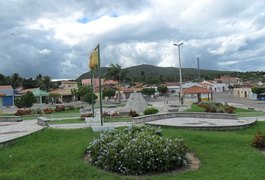 Suspeito de estupro é preso enquanto dormia em Olho d'Água do Casado