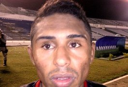 Atacante Jeferson Maranhense se apresenta ao ASA e começa a treinar