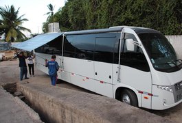 Alagoas recebe micro-ônibus para campanha de desarmamento